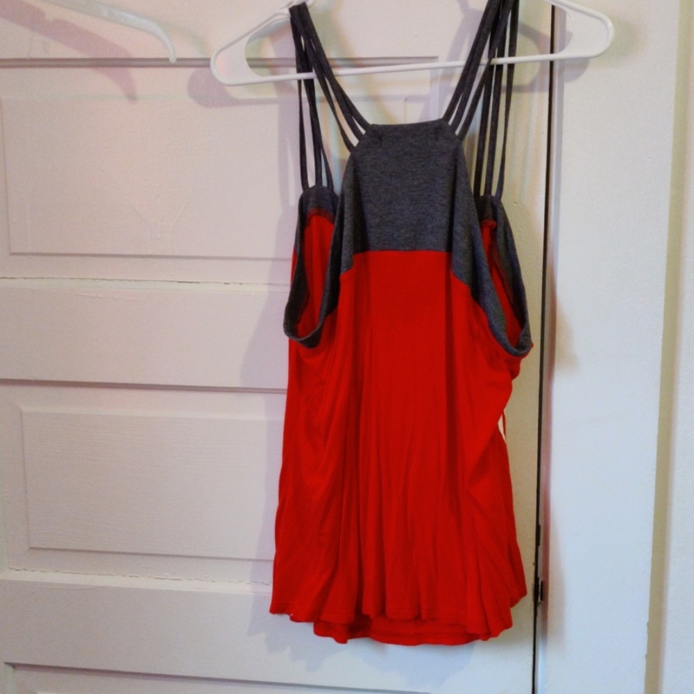 Tank top - Picture 2 of 2